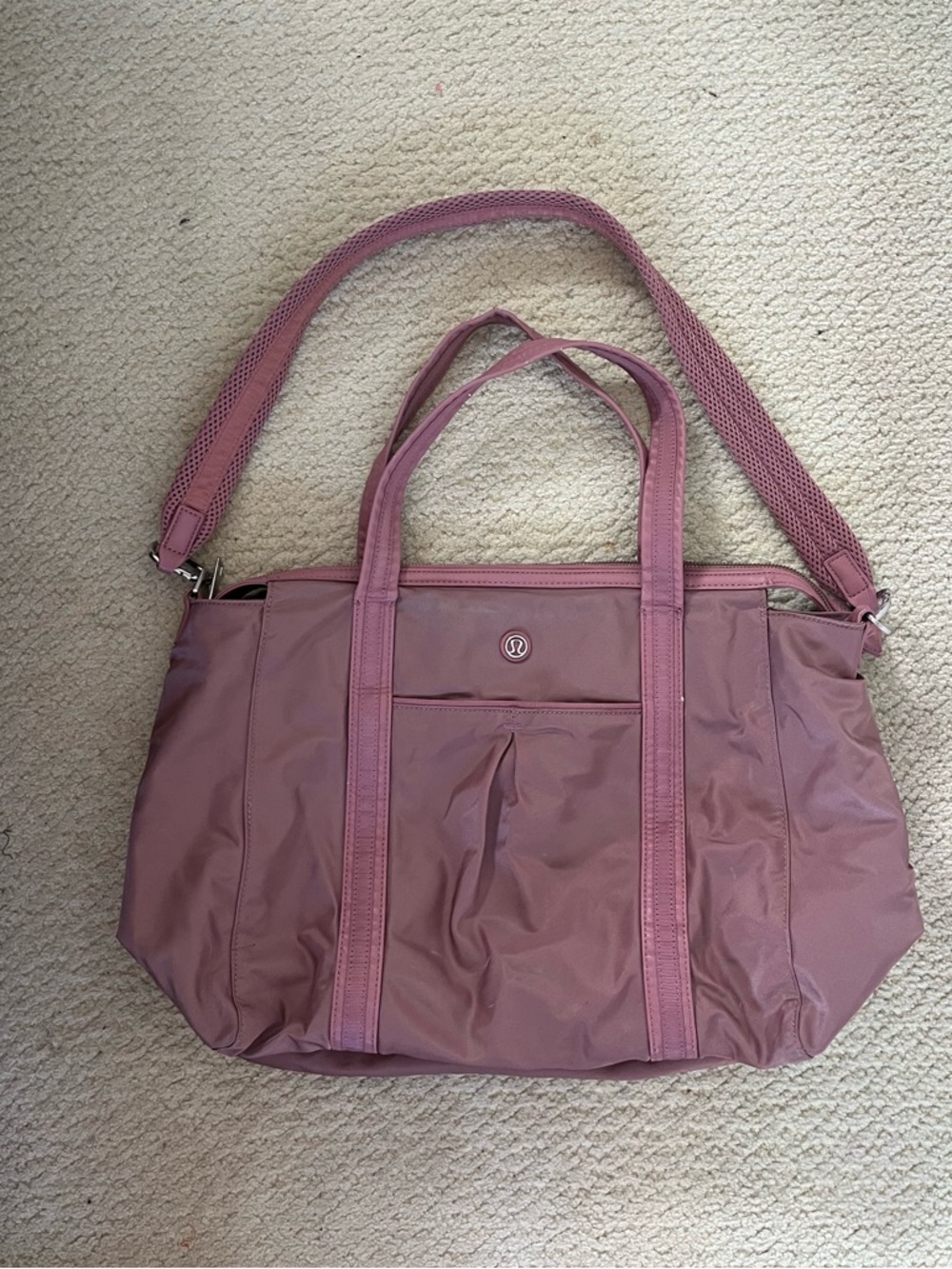 lululemon athletica Pink gym bag